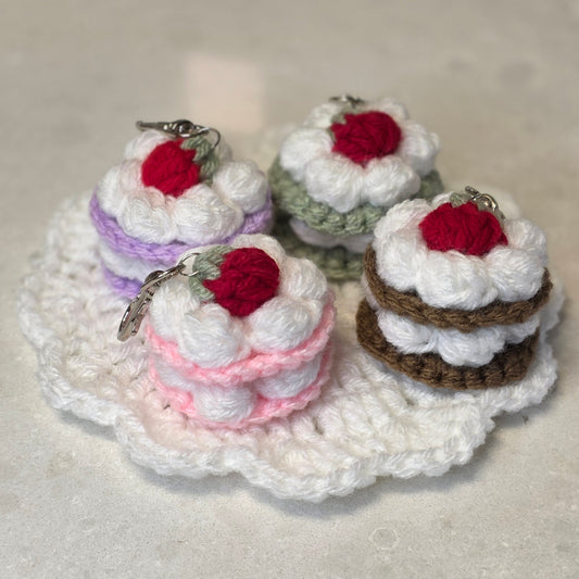 Mini cake keychain